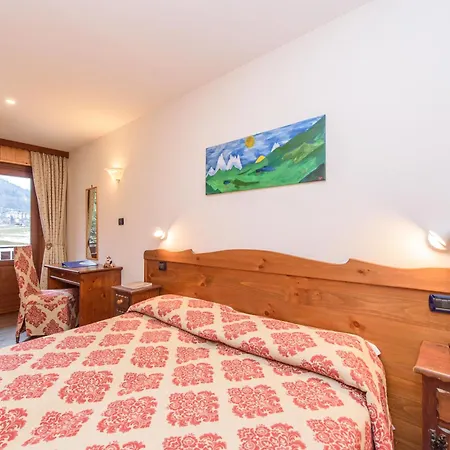 Des Roses Hotel Antey-Saint-André