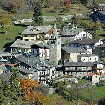 Des Roses Antey-Saint-André