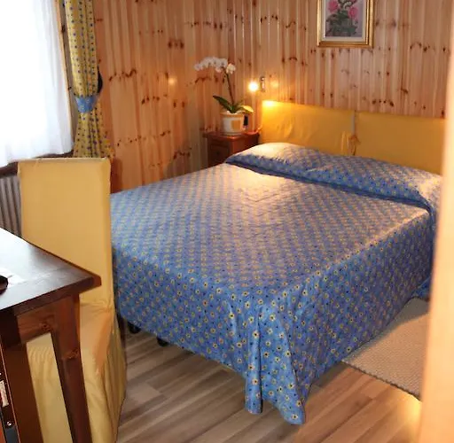 Des Roses 3* Antey-Saint-André