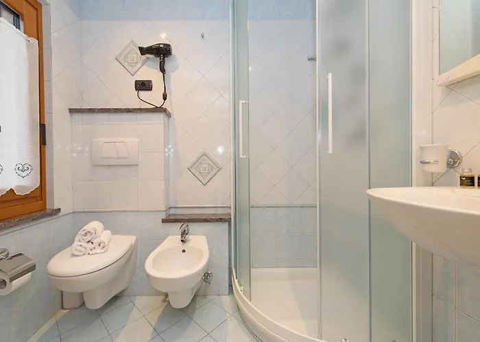 Des Roses Szálloda Antey-Saint-André