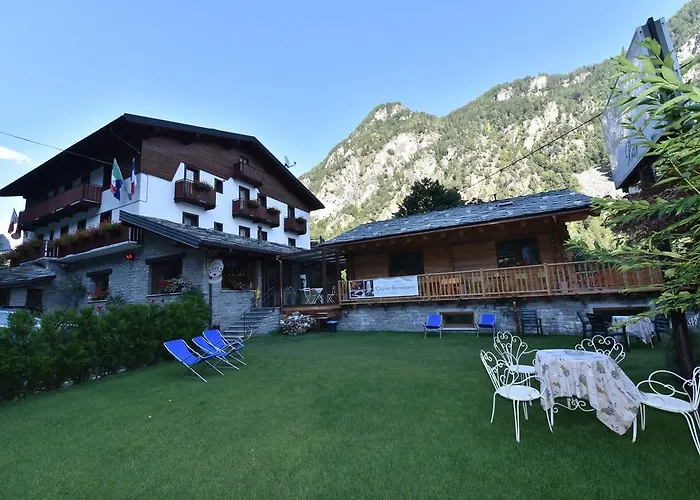 Des Roses Hotel Antey-Saint-André